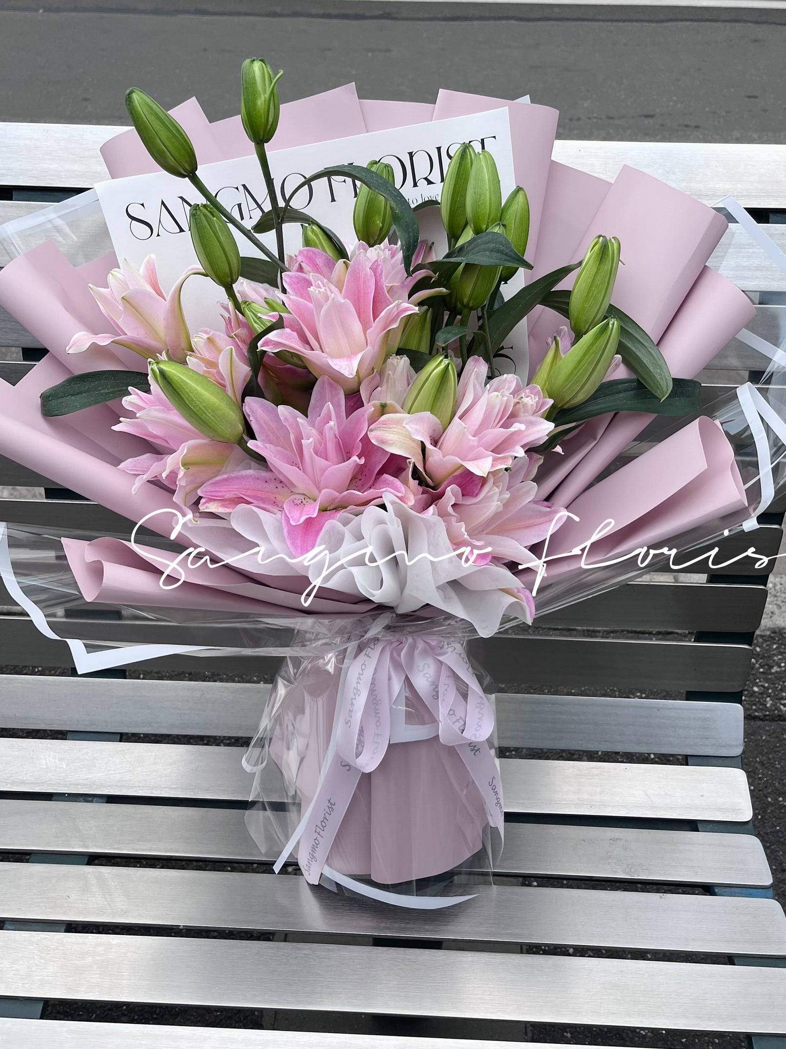Rose Lily bouquet